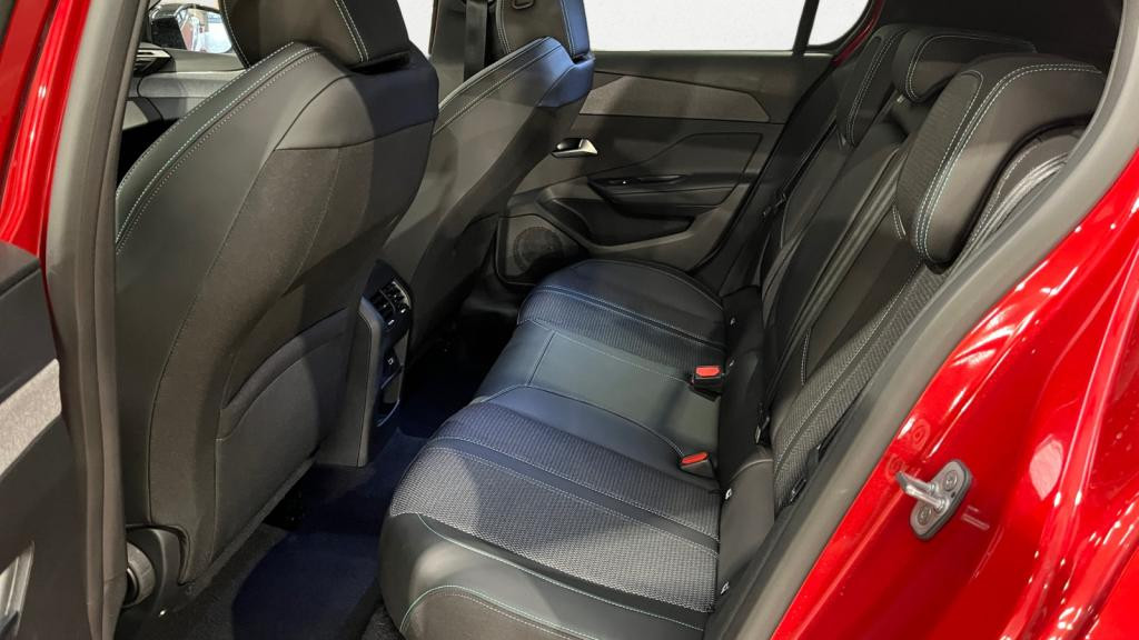 Nouvelle PEUGEOT 308  1.5 BlueHDi S&S - 130 - EAT8  III BERLINE Allure