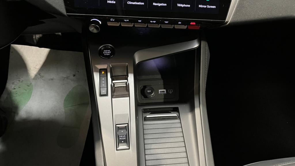 Nouvelle PEUGEOT 308  1.5 BlueHDi S&S - 130 - EAT8  III BERLINE Allure