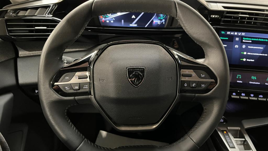 Nouvelle PEUGEOT 308  1.5 BlueHDi S&S - 130 - EAT8  III BERLINE Allure