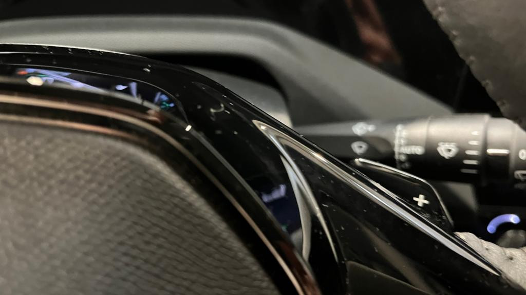 Nouvelle PEUGEOT 308  1.5 BlueHDi S&S - 130 - EAT8  III BERLINE Allure