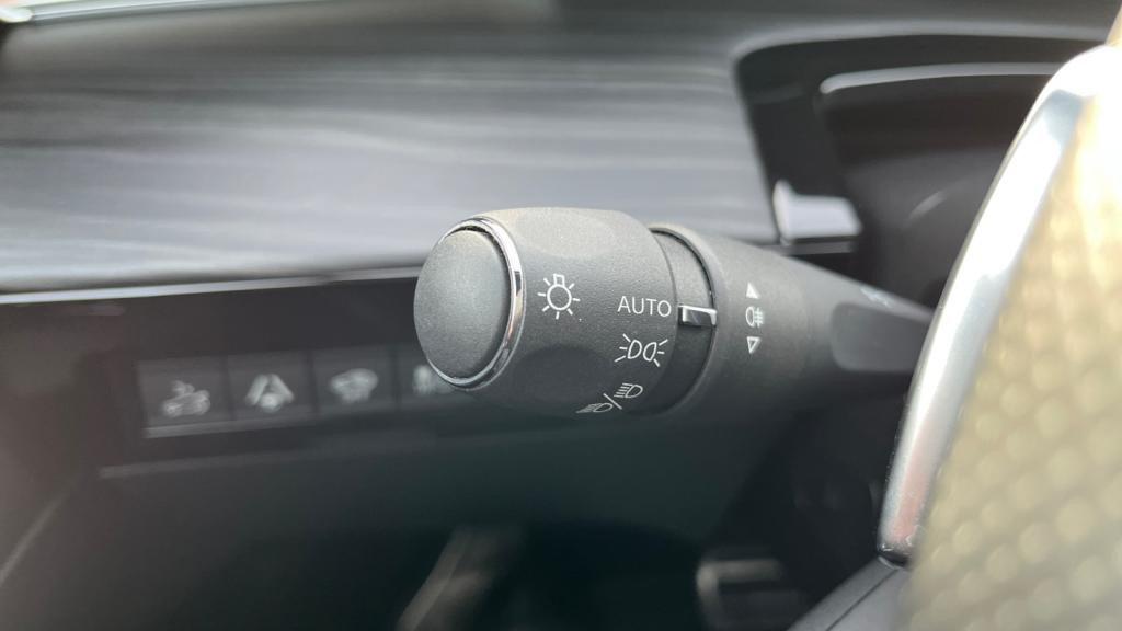 PEUGEOT 508  Hybrid - 225 - e-EAT8  II BERLINE GT PHASE 2