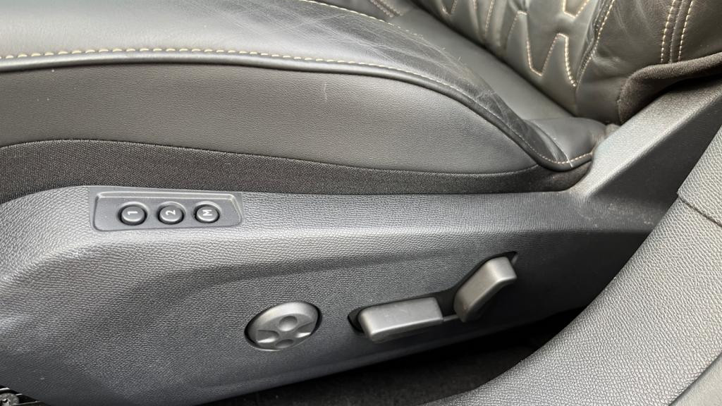 PEUGEOT 508  Hybrid - 225 - e-EAT8  II BERLINE GT PHASE 2