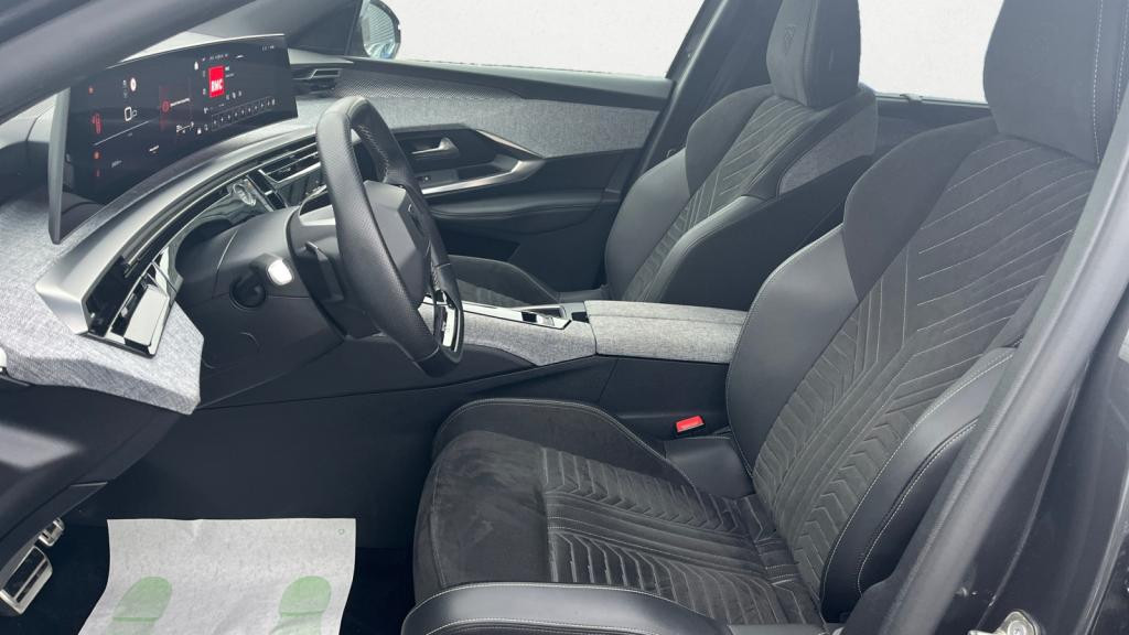 Nouvelle PEUGEOT 5008  1.2i Hybrid - 145 - e-DCS6  III 2024 GT 