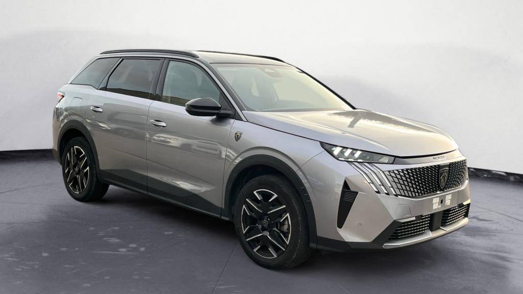 Nouvelle PEUGEOT 5008 Hybrid 145 e-DCS6  III GT - Sellerie Alcantara REFLECTION - 7 Places