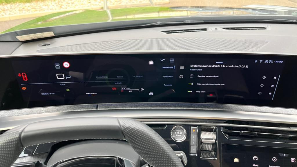 Nouvelle PEUGEOT 3008  1.2i Hybrid - 145 - e-DCS6  III 2024 GT 