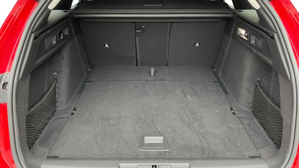 Nouvelle PEUGEOT 308 SW  SW 1.2i PureTech 12V S&S - 130 - EAT8  III Allure