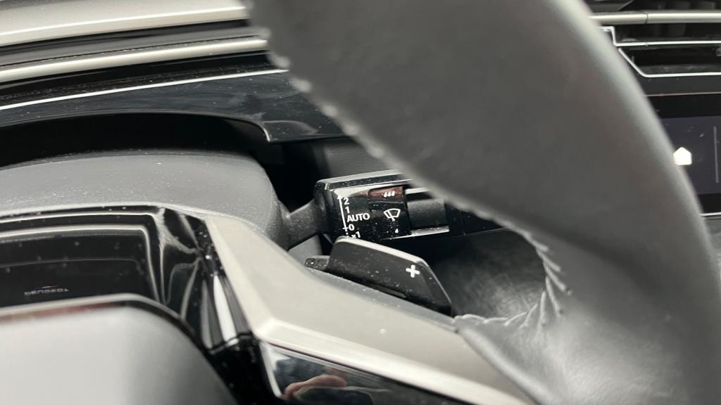 Nouvelle PEUGEOT 3008  1.2i Hybrid - 145 - e-DCS6  III 2024 Allure 