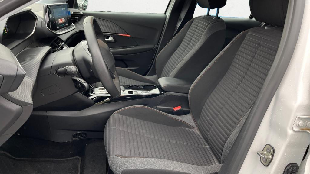 Nouvelle PEUGEOT 208 e- - 136  II BERLINE Active Pack