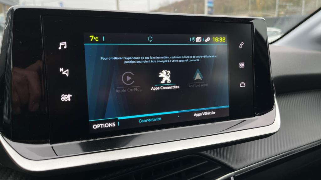 Nouvelle PEUGEOT 208 e- - 136  II BERLINE Active Pack