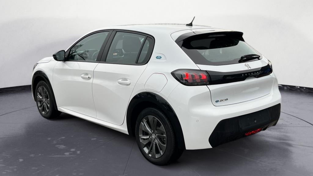 Nouvelle PEUGEOT 208 e- - 136  II BERLINE Active Pack