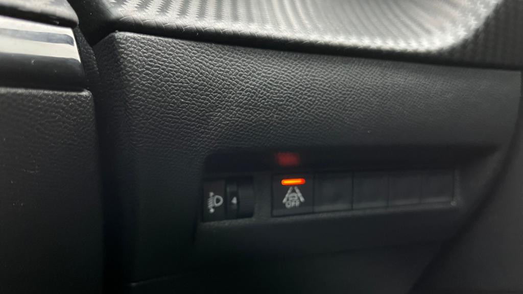 Nouvelle PEUGEOT 2008  1.2i PureTech 12V S&S - 100  II Allure Pack