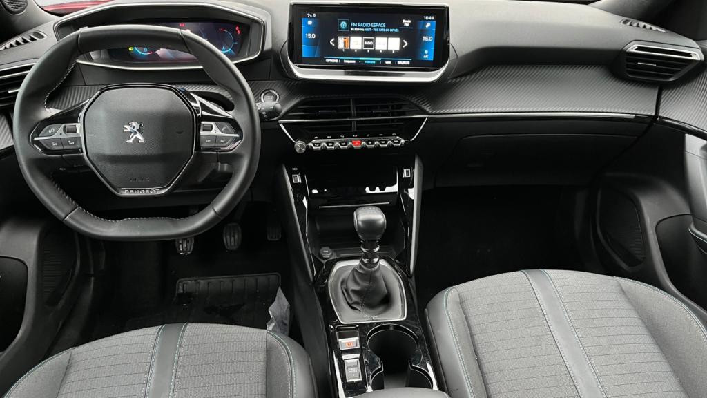 Nouvelle PEUGEOT 2008  1.2i PureTech 12V S&S - 100  II Allure Pack