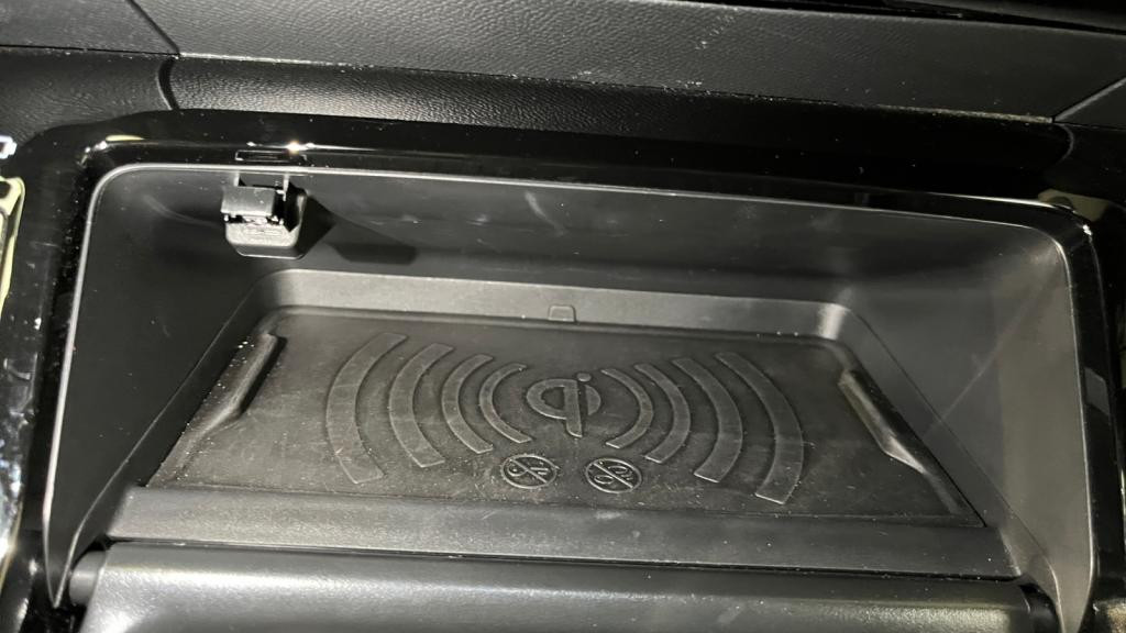 Nouvelle PEUGEOT 2008 Hybrid 145 e-DCS6 GT - Pack Alcantara Executive - Pack Vision & Navigation & Drive Assiste