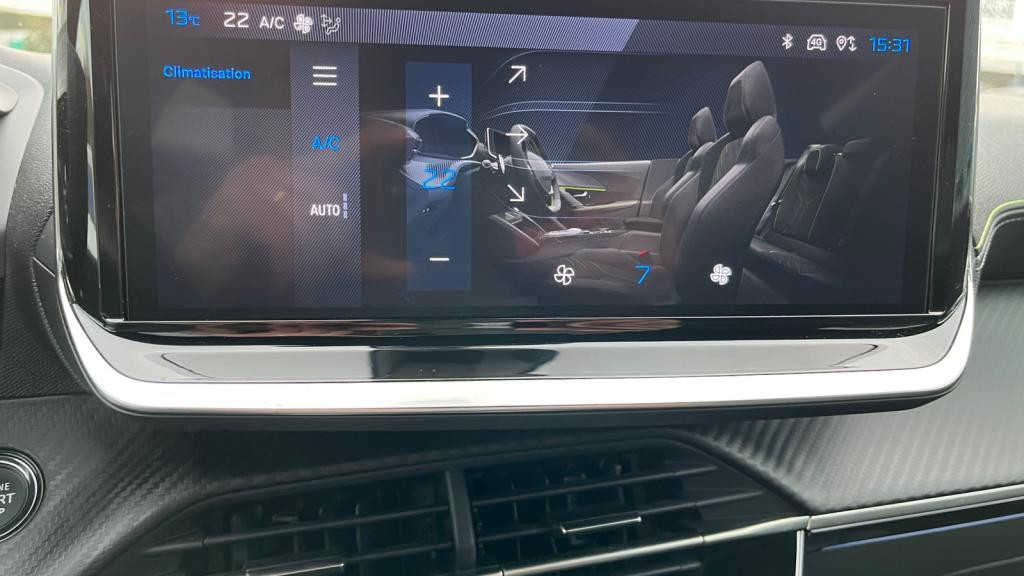 Nouvelle PEUGEOT 2008  1.2i Hybrid - 145 - e-DCS6  II GT PHASE 2