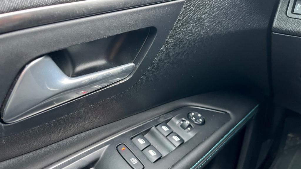 PEUGEOT 5008  1.5 BlueHDi S&S - 130  II Allure Pack PHASE 2