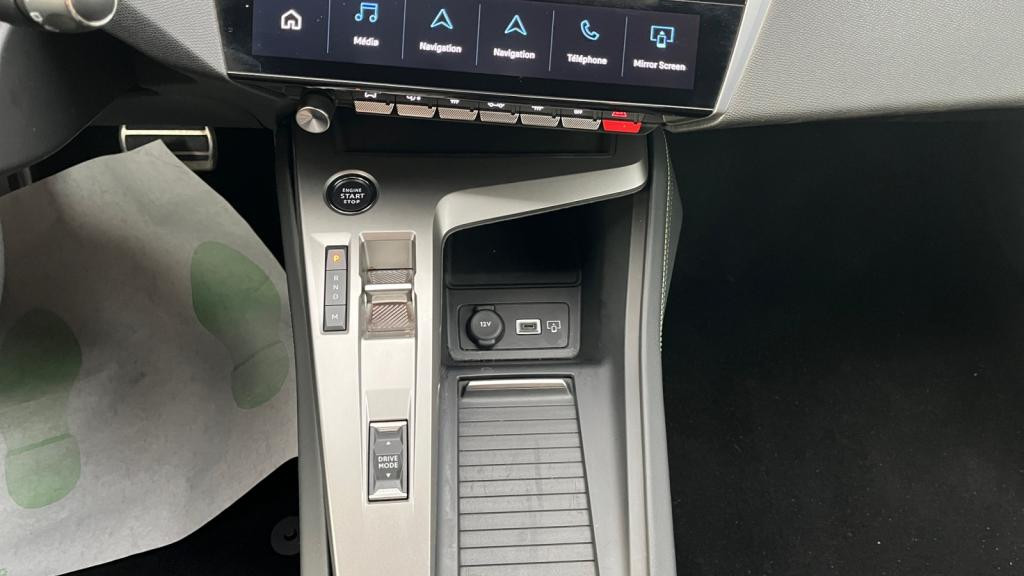 Nouvelle PEUGEOT 308 SW 1.2i Hybrid - 145 - e-DCS6  III SW BREAK GT