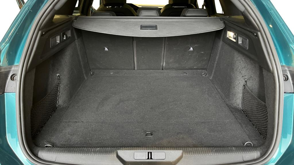 Nouvelle PEUGEOT 308 SW 1.5 BlueHDi S&S - 130 - EAT8  III SW BREAK GT 