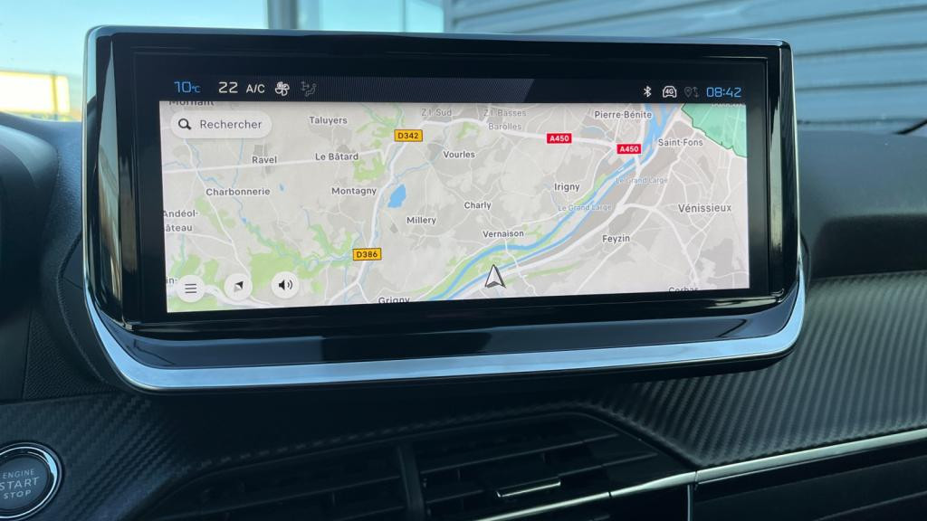 Nouvelle PEUGEOT 2008  1.2i PureTech 12V S&S - 100  II Allure PHASE 2