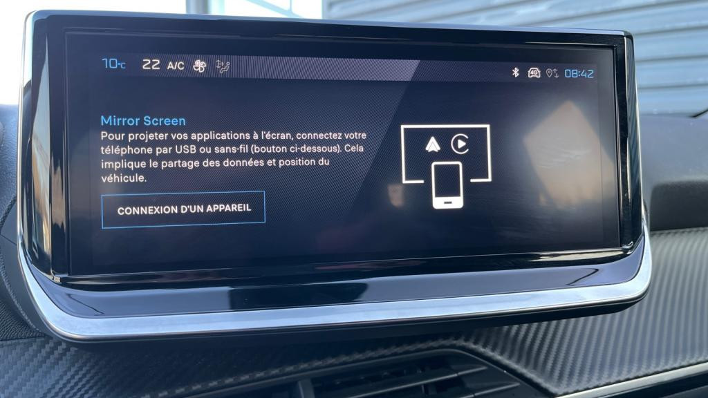 Nouvelle PEUGEOT 2008  1.2i PureTech 12V S&S - 100  II Allure PHASE 2