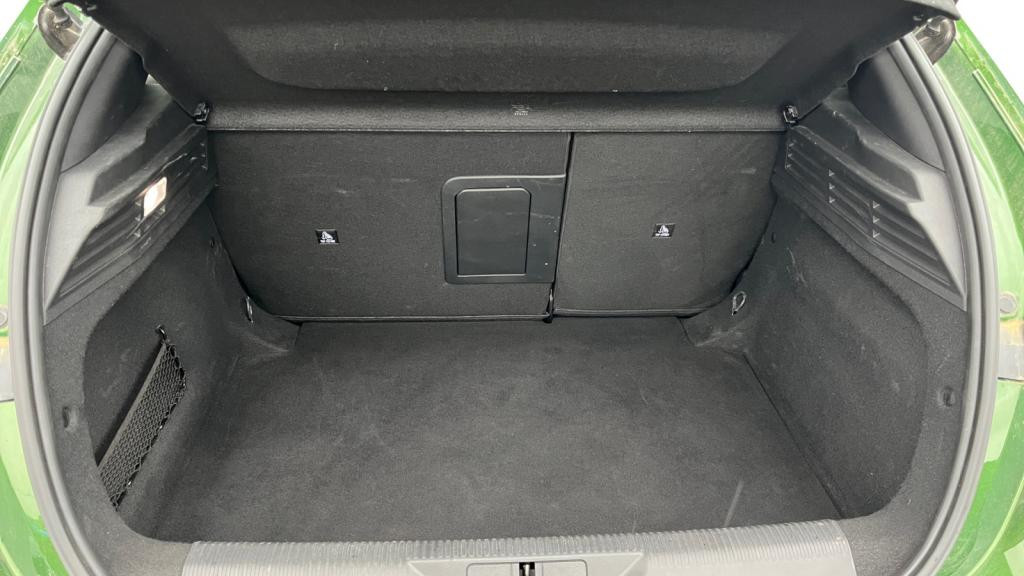 Nouvelle PEUGEOT 308  1.2i PureTech 12V S&S - 130  III BERLINE Allure