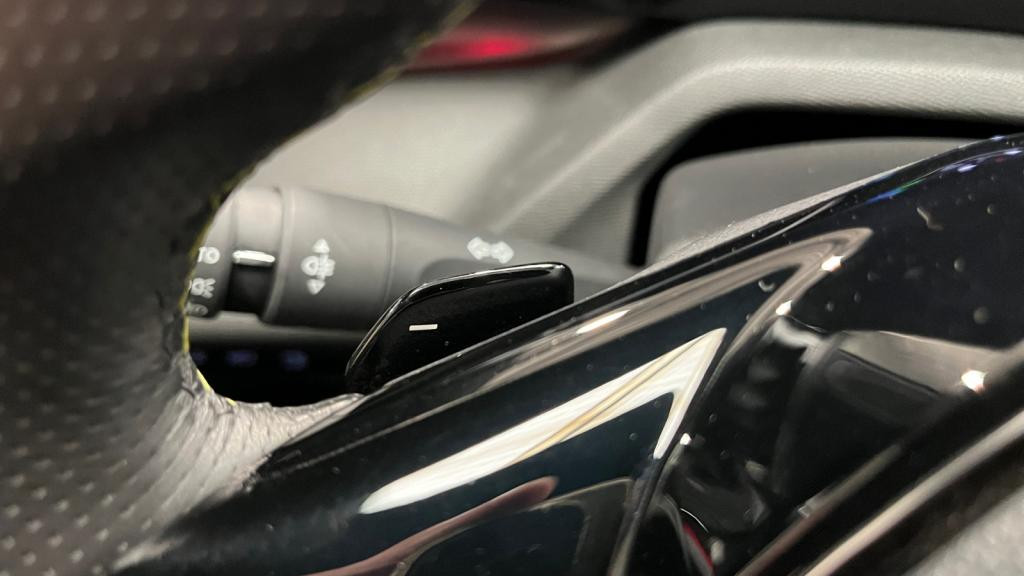 Nouvelle PEUGEOT 408 PHEV 225 e-EAT8 GT - Caméra 360 - Attelage - Sièges Electriques