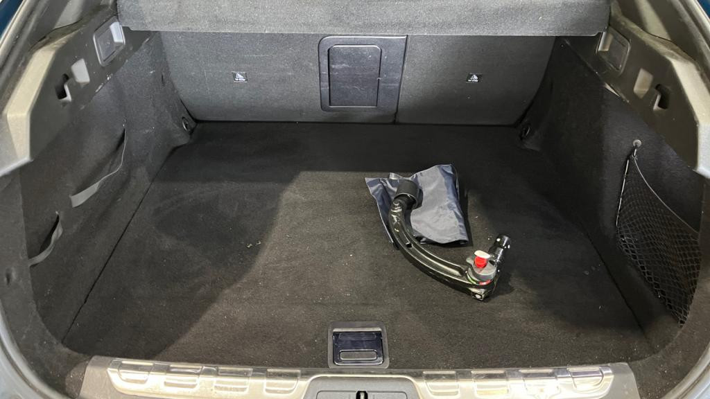 Nouvelle PEUGEOT 408 PHEV 225 e-EAT8 GT - Caméra 360 - Attelage - Sièges Electriques