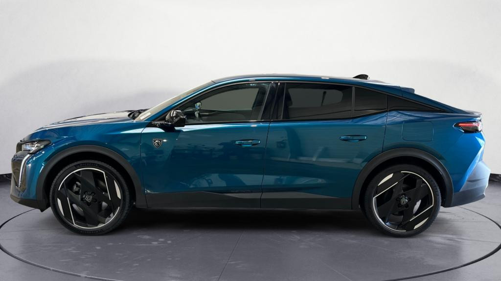 Nouvelle PEUGEOT 408 PHEV 225 e-EAT8 GT - Caméra 360 - Attelage - Sièges Electriques