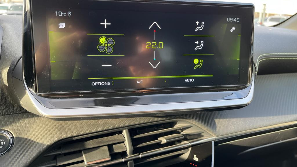 PEUGEOT 208  1.5 BlueHDi S&S - 100  II  BERLINE GT