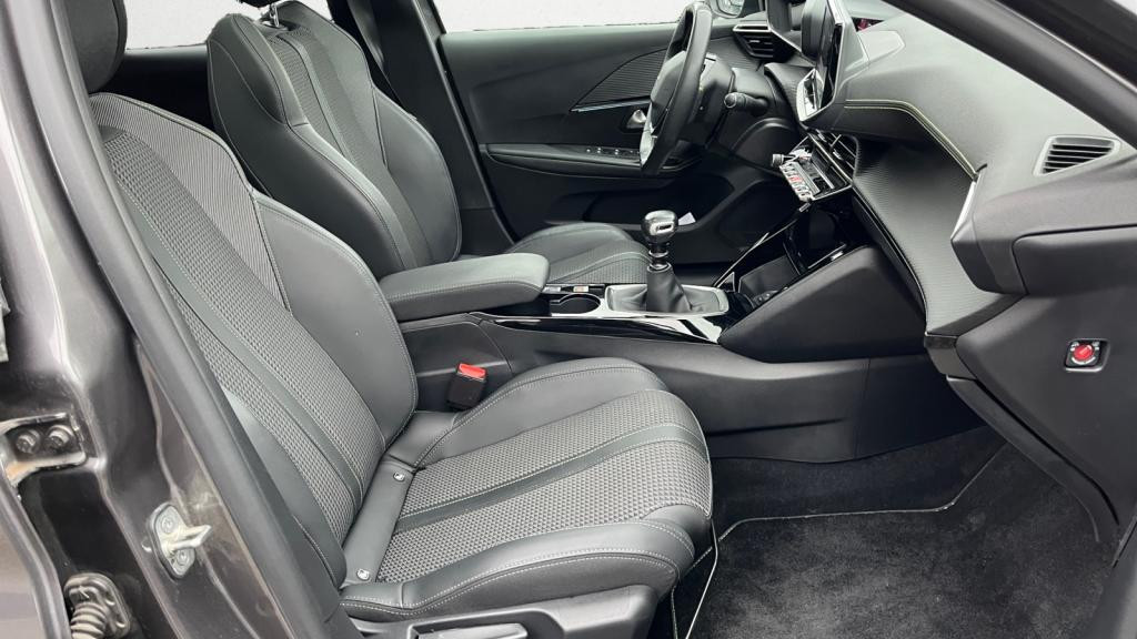 PEUGEOT 208 BlueHDi 100 II GT - Toit Panoramique - Caméra