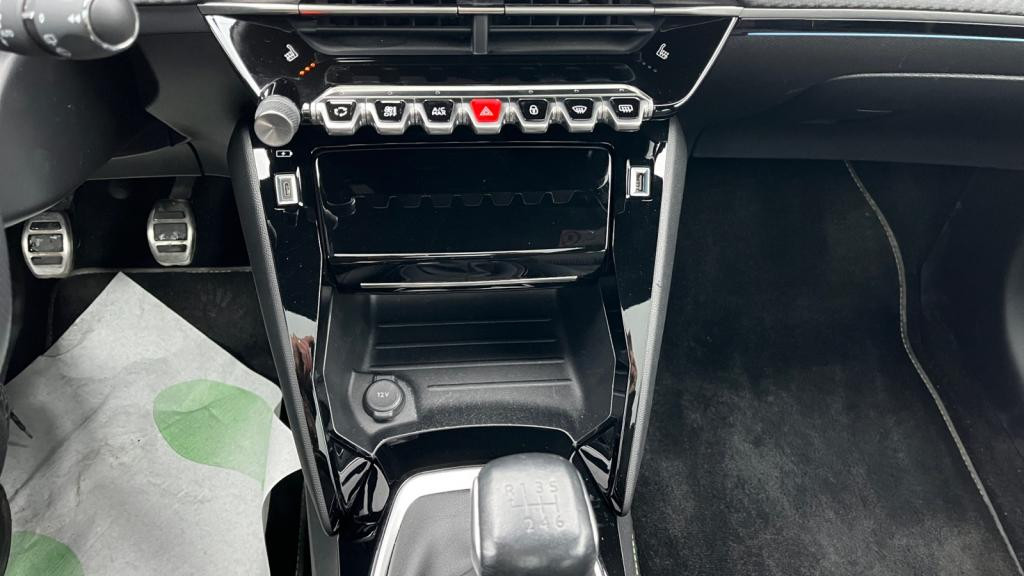 PEUGEOT 208 BlueHDi 100 II GT - Toit Panoramique - Caméra