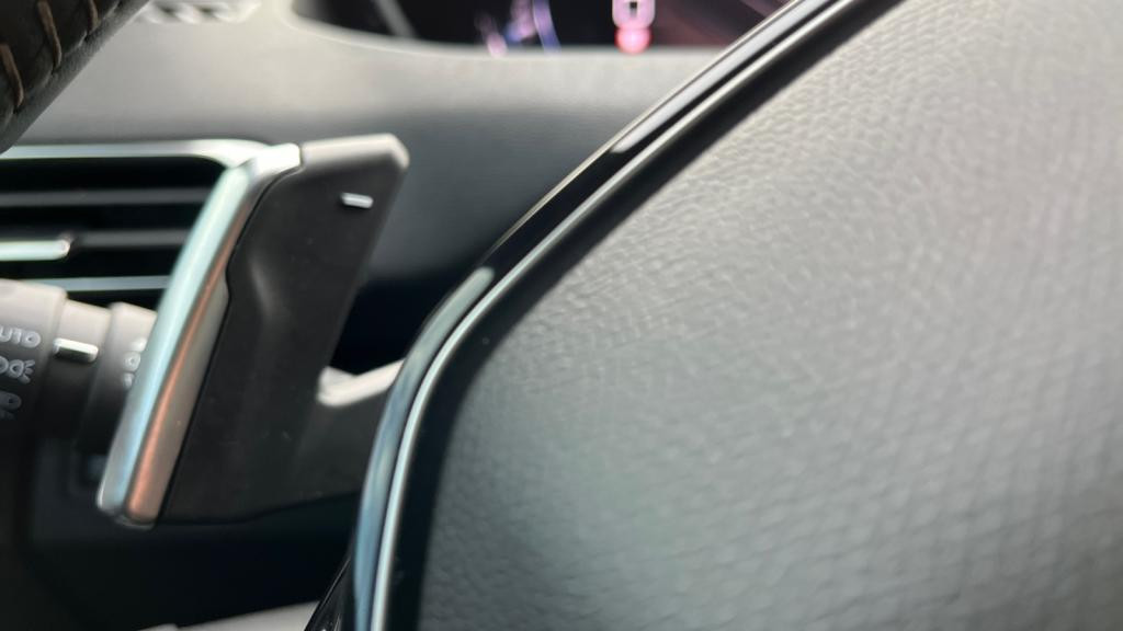 Nouvelle PEUGEOT 3008 PureTech 130 EAT8 II Allure Pack - Hayon Mains Libres - Radars AV