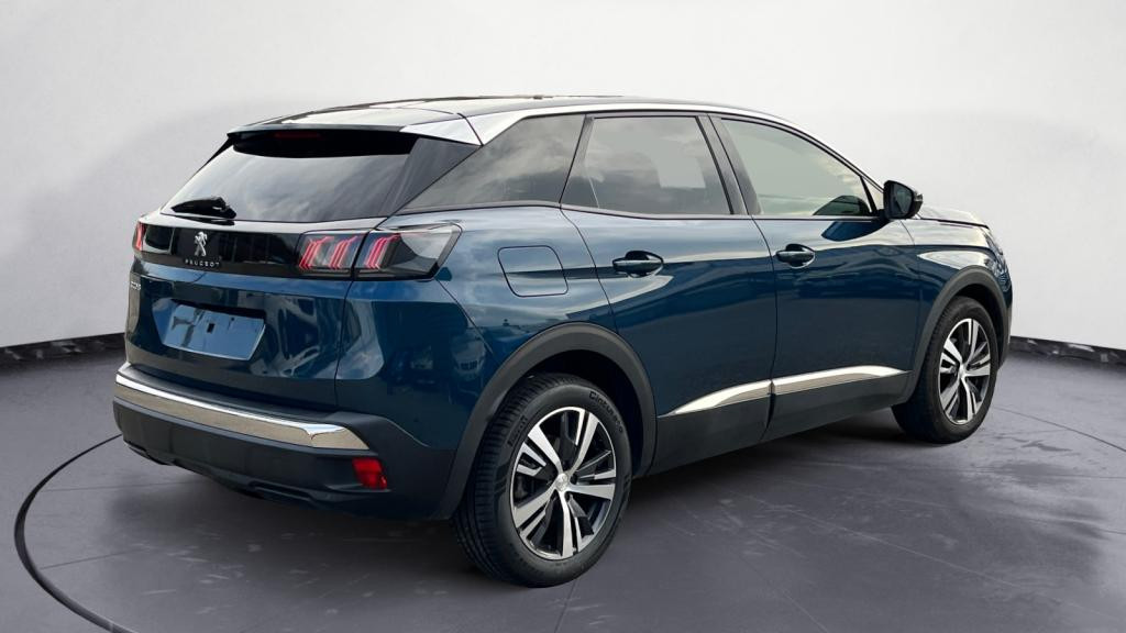 Nouvelle PEUGEOT 3008 PureTech 130 EAT8 II Allure Pack - Hayon Mains Libres - Radars AV