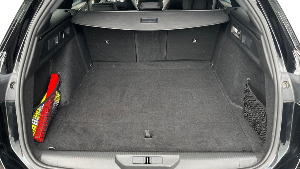 PEUGEOT 308 SW BlueHDi 130 EAT8 SW BREAK GT - Pack Alcantara - Pack Hifi - Visio 360