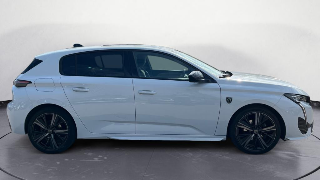 Nouvelle PEUGEOT 308 PureTech 130 EAT8 III GT - Toit Ouvrant - Visio 360 - Pack Alcantara