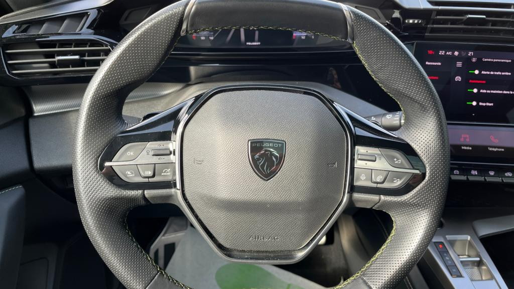 Nouvelle PEUGEOT 308 PureTech 130 EAT8 III GT - Toit Ouvrant - Visio 360 - Pack Alcantara