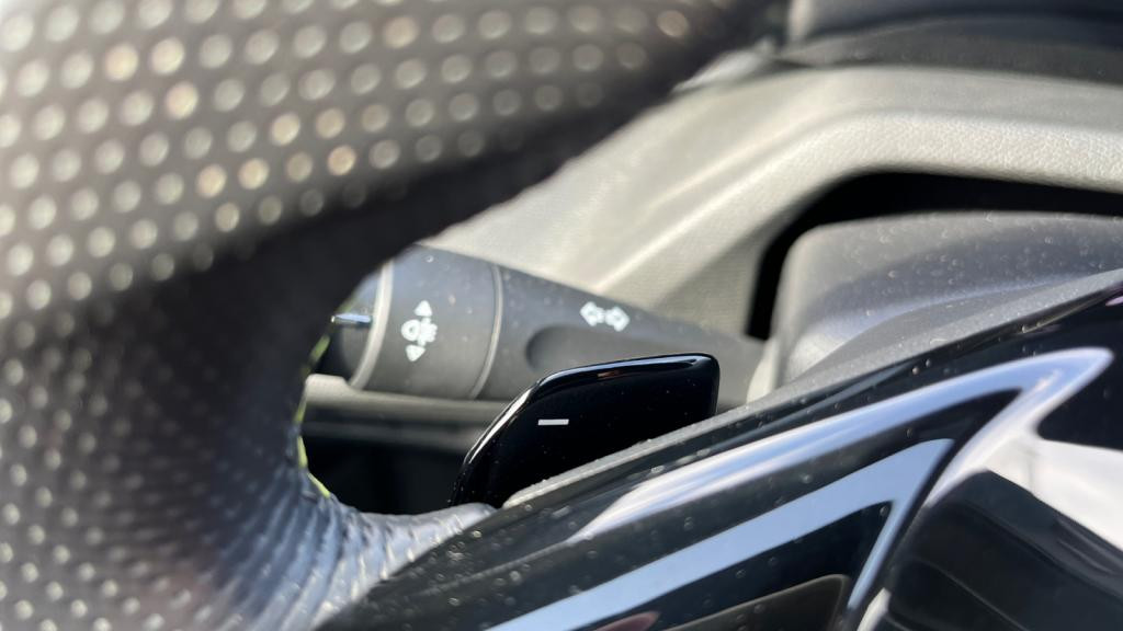 Nouvelle PEUGEOT 308 PureTech 130 EAT8 III GT - Toit Ouvrant - Visio 360 - Pack Alcantara