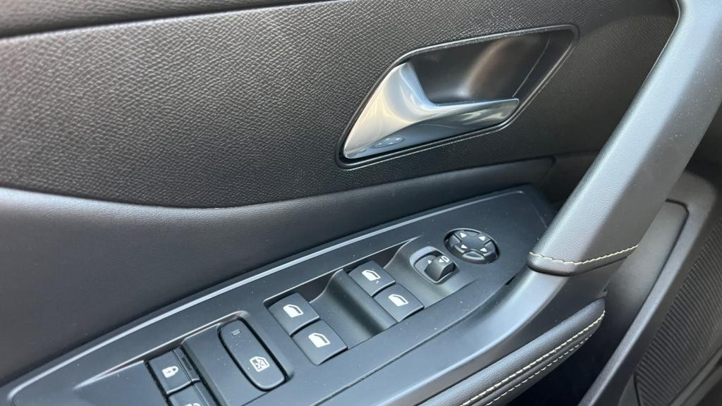 Nouvelle PEUGEOT 308 PureTech 130 EAT8 III GT - Toit Ouvrant - Visio 360 - Pack Alcantara