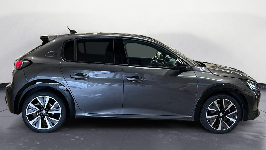 Nouvelle PEUGEOT 208 BlueHDi 100 II  GT - Toit Panoramque - Sièges Avant Chauffants