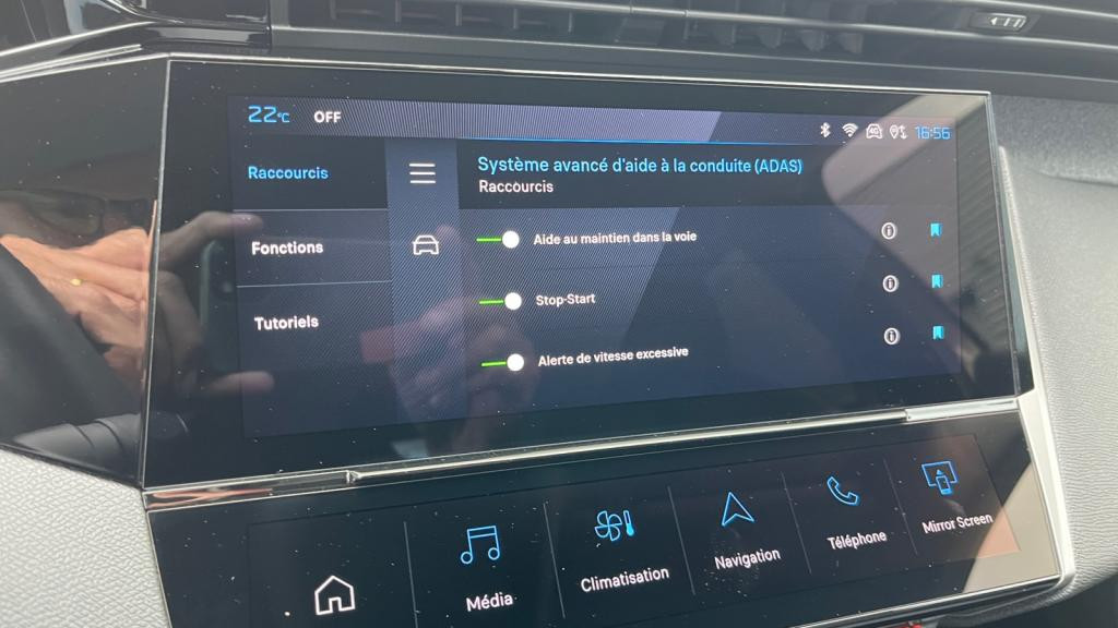 Nouvelle PEUGEOT 308  1.2i Hybrid - 145 - e-DCS6  III BERLINE Allure 