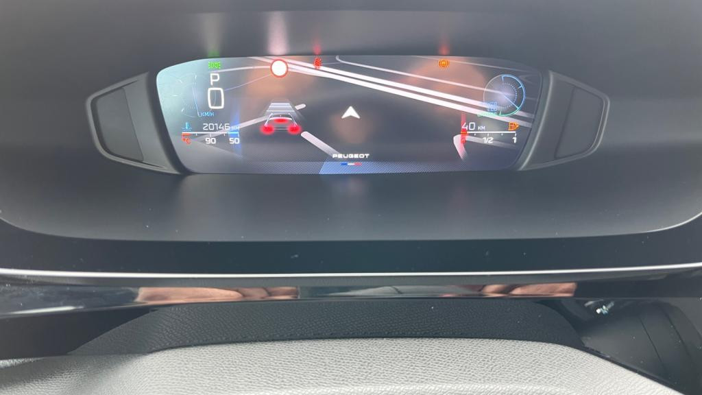 Nouvelle PEUGEOT 308  1.2i Hybrid - 145 - e-DCS6  III BERLINE Allure 