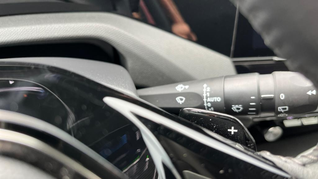 Nouvelle PEUGEOT 308  1.2i Hybrid - 145 - e-DCS6  III BERLINE Allure 