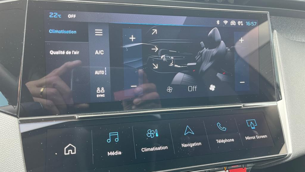 Nouvelle PEUGEOT 308  1.2i Hybrid - 145 - e-DCS6  III BERLINE Allure 