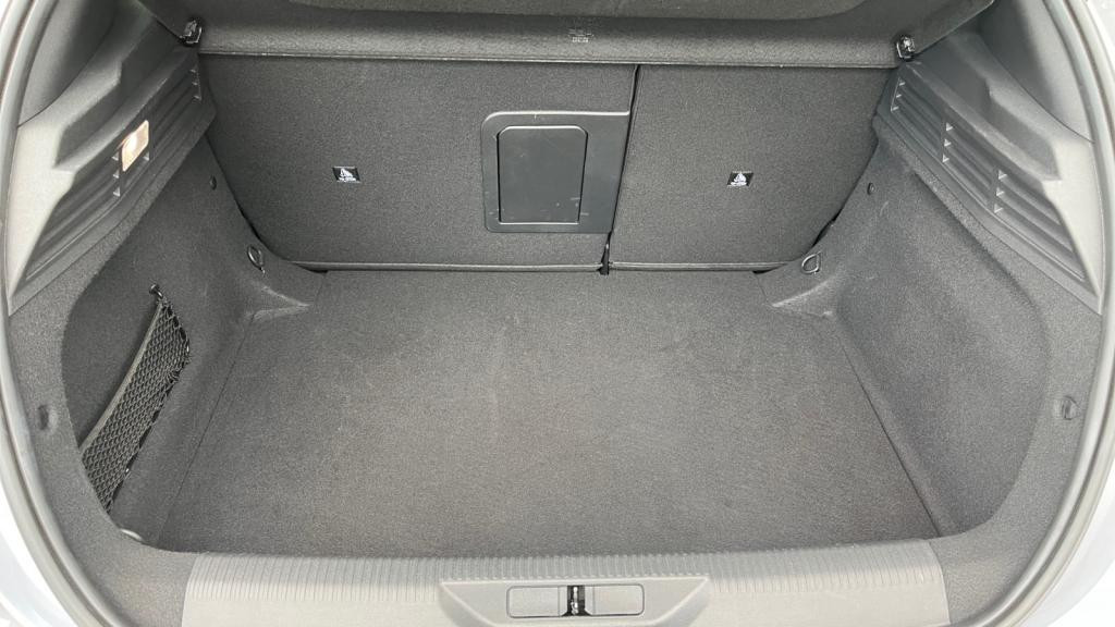 Nouvelle PEUGEOT 308  1.2i Hybrid - 145 - e-DCS6  III BERLINE Allure 