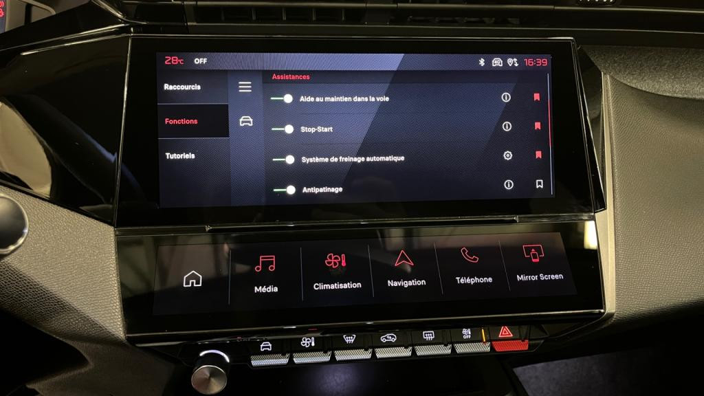 Nouvelle PEUGEOT 308  1.2i Hybrid - 145 - e-DCS6  III BERLINE Allure 