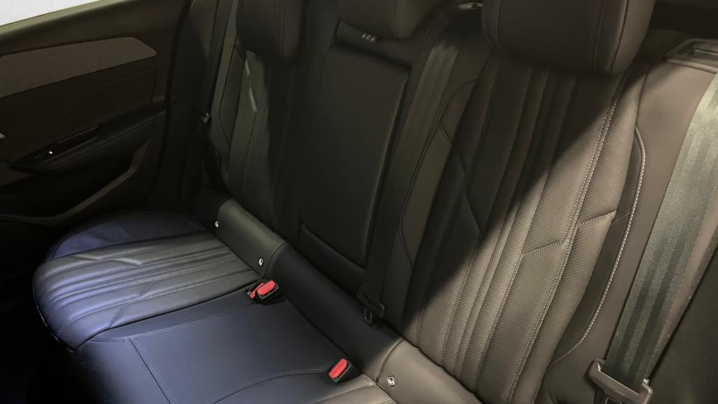 Nouvelle PEUGEOT 308  1.2i PureTech 12V S&S - 130 - EAT8  III BERLINE Allure Pack 