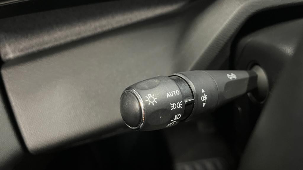 Nouvelle PEUGEOT 308  1.2i PureTech 12V S&S - 130 - EAT8  III BERLINE Allure Pack 