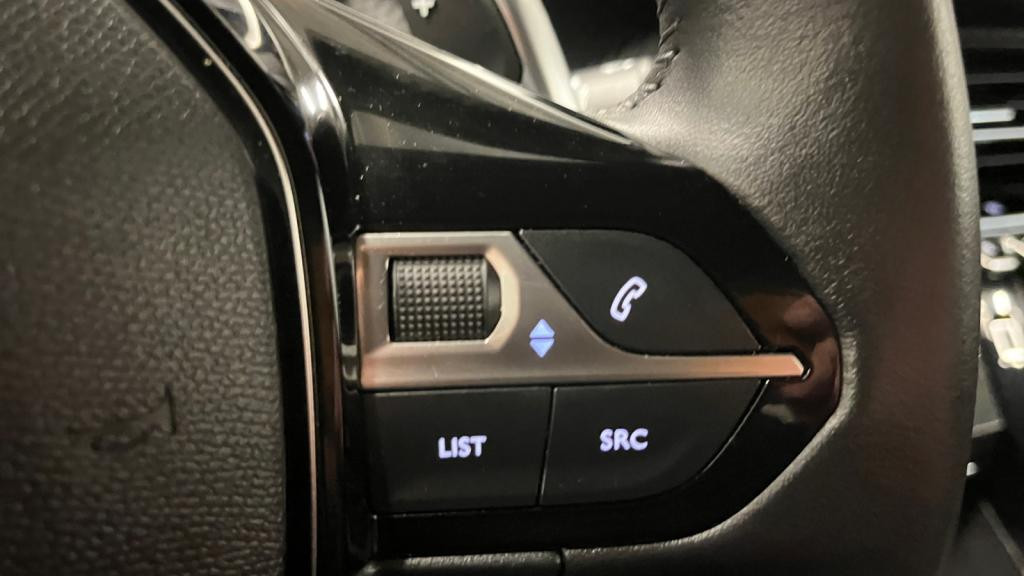 Nouvelle PEUGEOT 2008  1.2i PureTech 12V S&S - 130 - EAT8  II Allure Pack