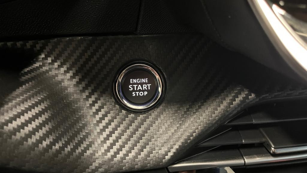 Nouvelle PEUGEOT 2008  1.2i PureTech 12V S&S - 130 - EAT8  II Allure Pack