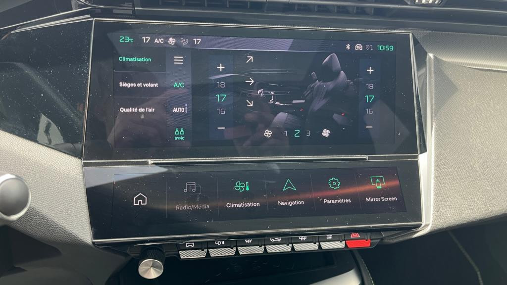 Nouvelle PEUGEOT 308  1.2i PureTech 12V S&S - 130 - EAT8  III BERLINE GT 