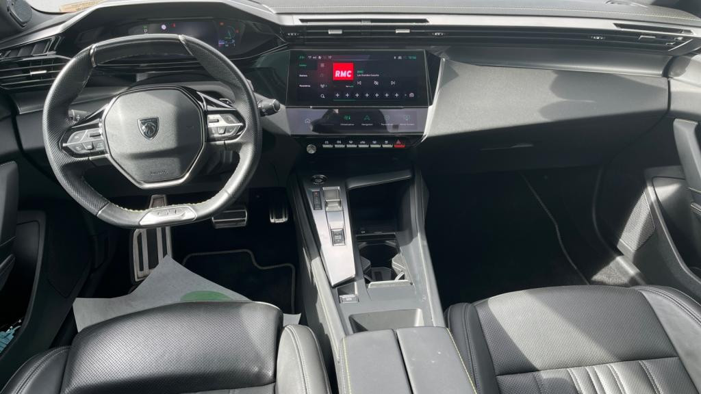 Nouvelle PEUGEOT 308  1.2i PureTech 12V S&S - 130 - EAT8  III BERLINE GT 